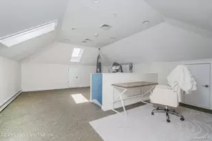 100 Hull Ave, New York, NY 10306 - Photo 35