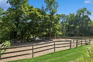 386 Bread and Cheese Hollow Rd, Northport, NY 11768 - Photo 15