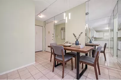 135 Post Avenue #2Q, Westbury, NY 11590 - Photo 7