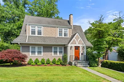 32 S Calumet Avenue, Hastings on Hudson, NY 10706 - Photo 1