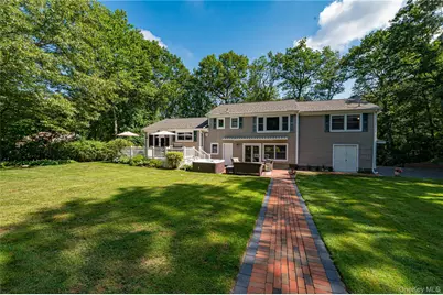 68 Bankside Drive, Centerport, NY 11721 - Photo 41