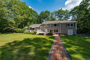 68 Bankside Dr, Centerport, NY 11721 - Photo 41