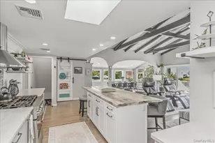 72 Circle Dr, Babylon, NY 11702 - Photo 11
