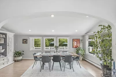 72 Circle Drive, Babylon, NY 11702 - Photo 9
