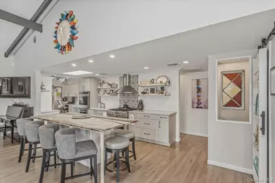 72 Circle Drive, Babylon, NY 11702 - Photo 15