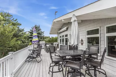 72 Circle Drive, Babylon, NY 11702 - Photo 37