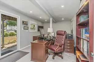 72 Circle Dr, Babylon, NY 11702 - Photo 33