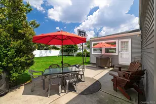41 Hart St, Lynbrook, NY 11563 - Photo 25