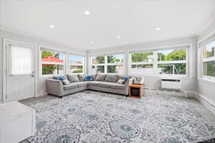 41 Hart St, Lynbrook, NY 11563 - Photo 5