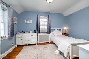 41 Hart St, Lynbrook, NY 11563 - Photo 19