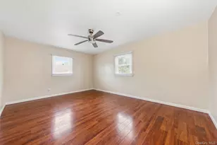 70 Avenue A, Holbrook, NY 11741 - Photo 17