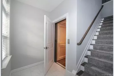 300 Sutton Court #38, Mount Sinai, NY 11766 - Photo 7