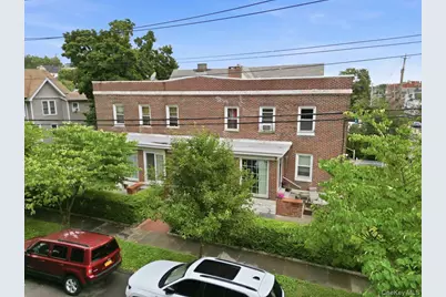 21 Crescent Place, Yonkers, NY 10704 - Photo 3