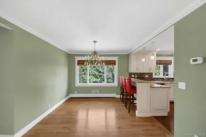 236 Westlake Drive, Valhalla, NY 10595 - Photo 11