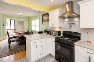 41 Cambria Rd, Syosset, NY 11791 - Photo 11