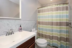 41 Cambria Rd, Syosset, NY 11791 - Photo 17