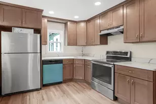 198 Canterbury, Lynbrook, NY 11563 - Photo 3