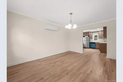 198 Canterbury, Lynbrook, NY 11563 - Photo 5