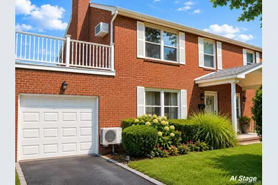 121 Manhasset Avenue, Manhasset, NY 11030 - Photo 1