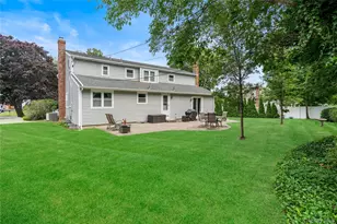 16 Bruce Dr, South Setauket, NY 11720 - Photo 37