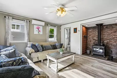 148 Oak Avenue, Shirley, NY 11967 - Photo 13