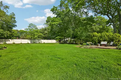 148 Oak Avenue, Shirley, NY 11967 - Photo 41