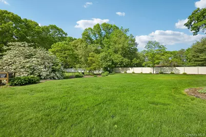 148 Oak Avenue, Shirley, NY 11967 - Photo 37