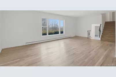 26 Lauretta Drive, Highland, NY 12528 - Photo 5