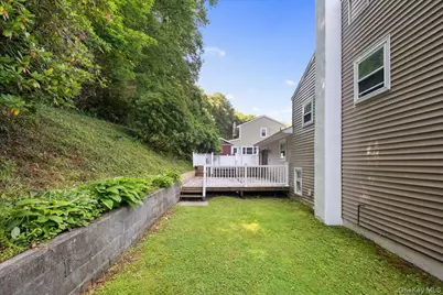 22 Knollwood Road, Cortlandt Manor, NY 10567 - Photo 31