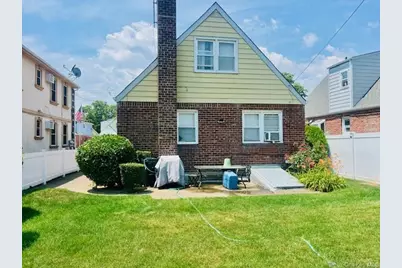 8663 Musket Street, Queens Village, NY 11427 - Photo 29