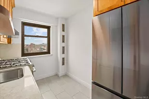 21-36 33rd Rd, Astoria, NY 11106 - Photo 15