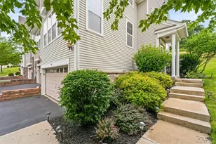 2608 Hawthorn Way, New Windsor, NY 12553 - Photo 3
