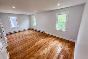 249-09 Mayda Rd, Rosedale, NY 11422 - Photo 11