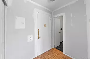 23 Water Grant St, Yonkers, NY 10701 - Photo 15