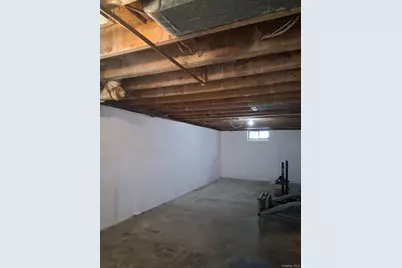 11 Chestnut Street, Newburgh, NY 12550 - Photo 13