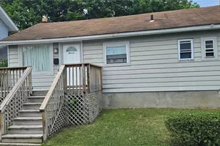 11 Chestnut St, Newburgh, NY 12550 - Photo 7