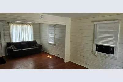 11 Chestnut Street, Newburgh, NY 12550 - Photo 3