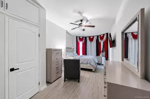 330 E 198th St, Bronx, NY 10458 - Photo 25