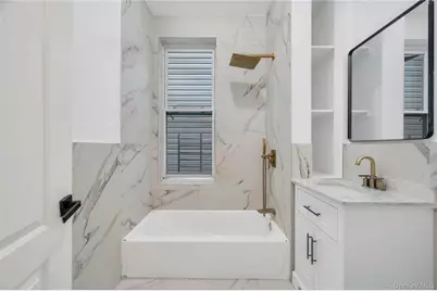 330 E 198th Street, Bronx, NY 10458 - Photo 13