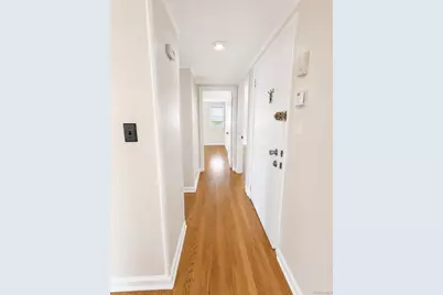 31 Maple Avenue, Kings Park, NY 11754 - Photo 7