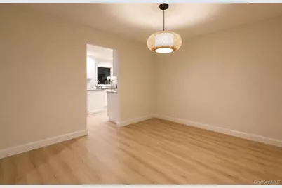 31 Marwood Place, Stony Brook, NY 11790 - Photo 9