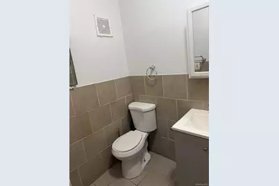 9136 Lefferts Boulevard, Richmond Hill, NY 11418 - Photo 11