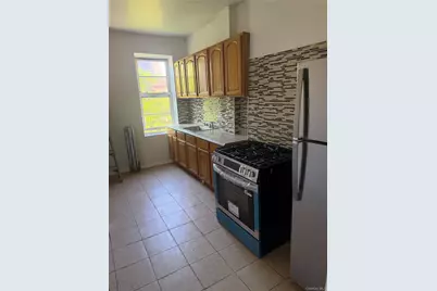 9136 Lefferts Boulevard, Richmond Hill, NY 11418 - Photo 3