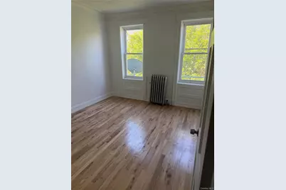 9136 Lefferts Boulevard, Richmond Hill, NY 11418 - Photo 7