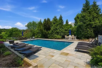 17 Oceanview Drive, Southampton, NY 11968 - Photo 7