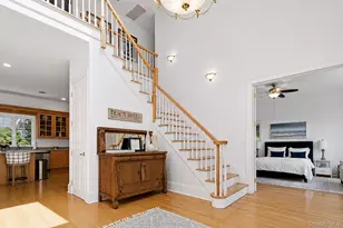 17 Oceanview Dr, Southampton, NY 11968 - Photo 11