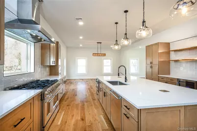 133 W Mombasha Road, Monroe, NY 10950 - Photo 11