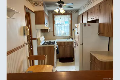 655 2nd Place S, Garden City, NY 11530 - Photo 9