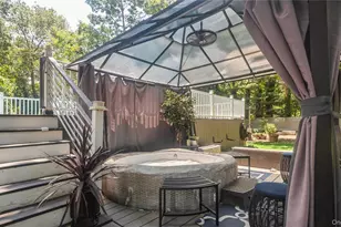 1634 N Gardiner Dr, Bay Shore, NY 11706 - Photo 35