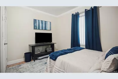 1634 N Gardiner Drive, Bay Shore, NY 11706 - Photo 25